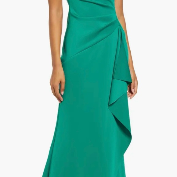 Eliza J green dress bought December 2023 worn once size 8 - Picture 4 of 4
